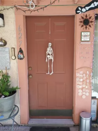 Photo #4: 2340653 Listing