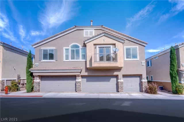 MLS: 2340697 Condo For Sale