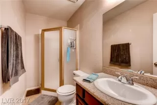 Photo #6: 2340750 Listing