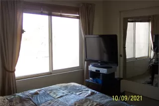 Photo #6: 2340764 Listing