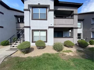 Photo #1: 2340773 Listing 