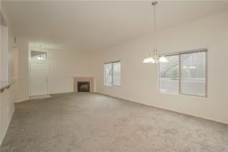 Photo #5: 2340774 Listing 