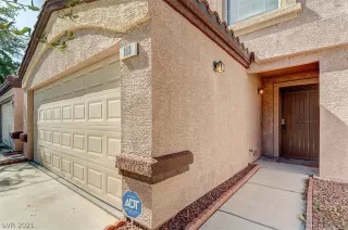 Photo #1: 2340805 Listing