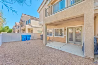 Photo #4: 2340822 Listing