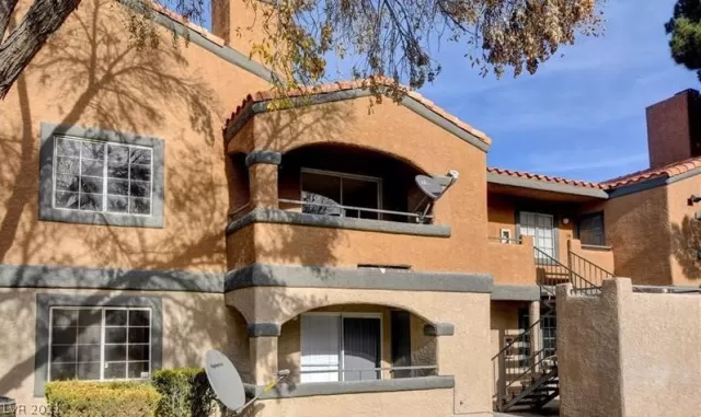 MLS: 2340862 Condo For Sale