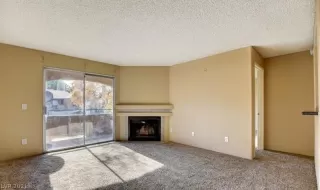 Photo #2: 2340862 Listing