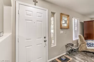 Photo #5: 2340871 Listing 