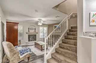 Photo #6: 2340871 Listing 