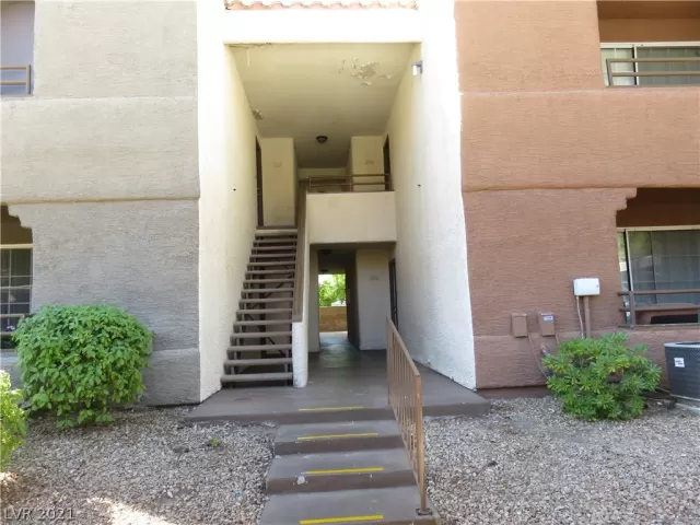 MLS: 2340887 Condo For Sale