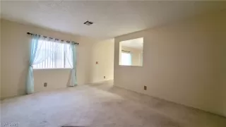 Photo #2: 2340891 Listing 