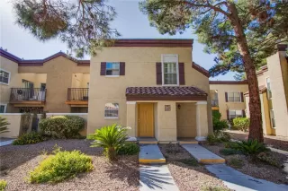 Photo #1: 2340894 Listing