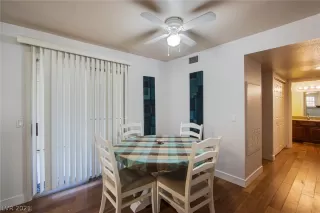 Photo #6: 2340894 Listing