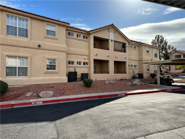 MLS: 2340900 Condo For Sale