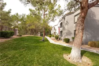 Photo #3: 2340923 Listing 