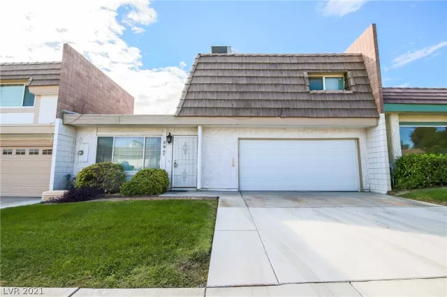 MLS: 2340941 Condo For Sale