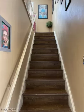 Photo #4: 2341008 Listing 