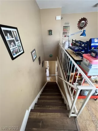 Photo #5: 2341008 Listing 