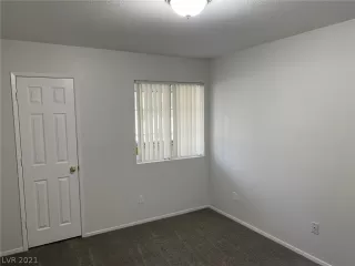 Photo #6: 2341067 Listing