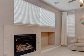 Photo #6: 2341069 Listing 