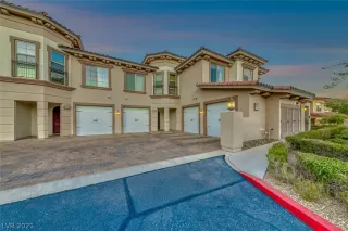 Photo #1: 2341082 Listing