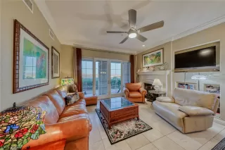 Photo #5: 2341082 Listing