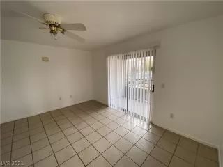 Photo #1: 2341085 Listing 