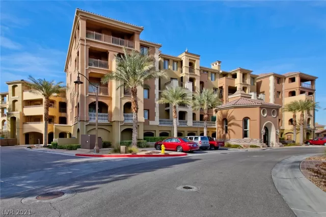 MLS: 2341089 Condo For Sale