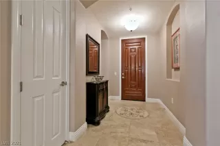 Photo #5: 2341089 Listing 