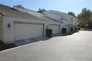 Photo #3: 2341095 Listing 