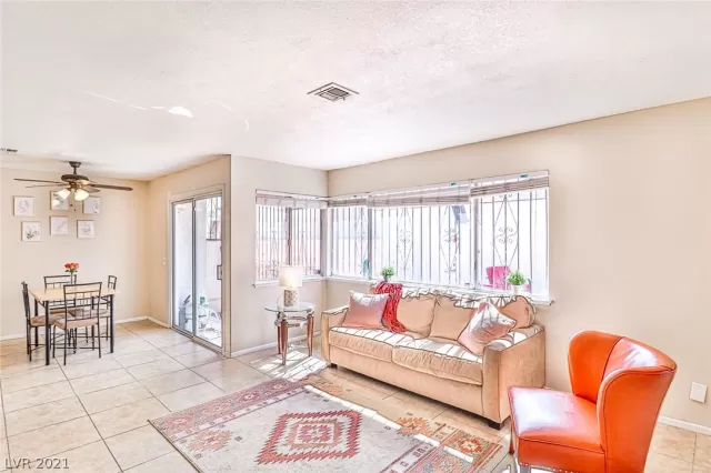 MLS: 2341096 Condo For Sale