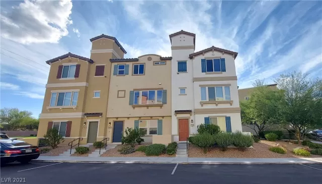 MLS: 2341097 Condo For Sale