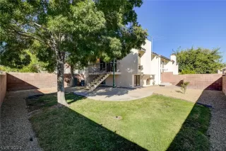 Photo #1: 2341156 Listing 