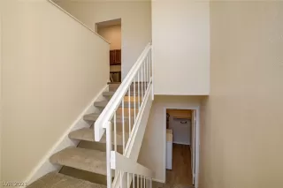 Photo #4: 2341156 Listing 