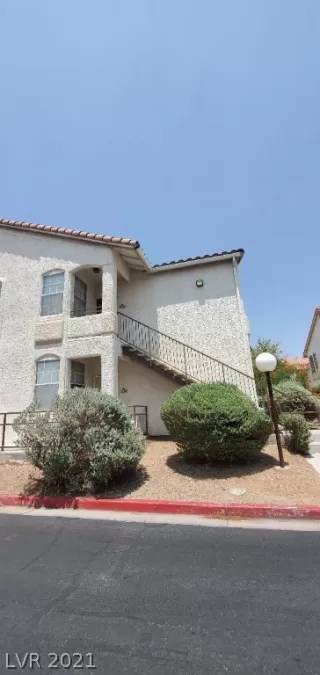 Photo #1: 2341186 Listing