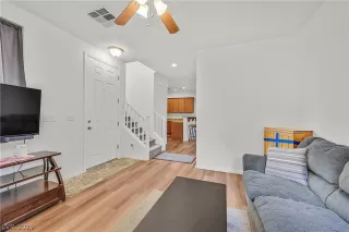 Photo #1: 2341206 Listing