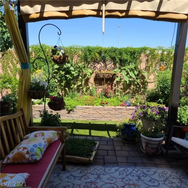 MLS: 2341220 Condo For Sale