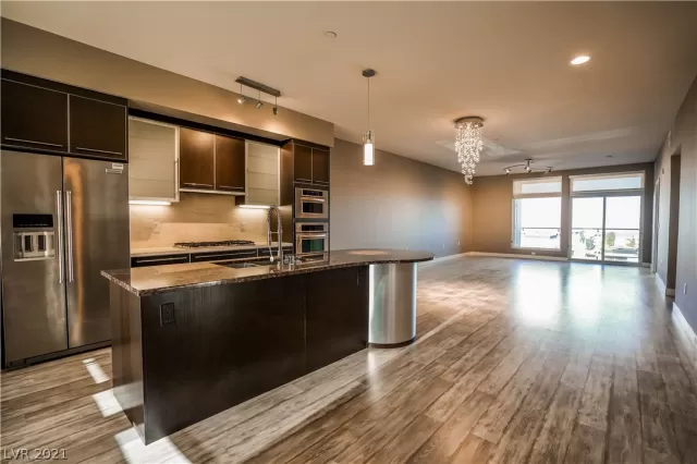 MLS: 2341246 Condo For Sale