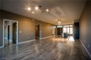 Photo #4: 2341246 Listing 