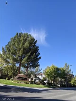 Photo #6: 2341293 Listing 