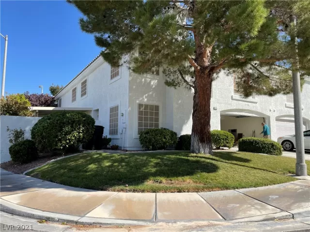 MLS: 2341335 Condo For Sale