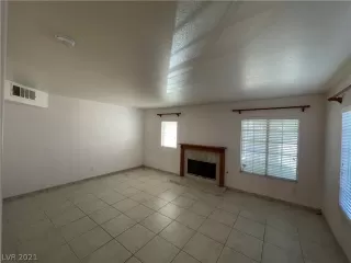 Photo #3: 2341335 Listing 