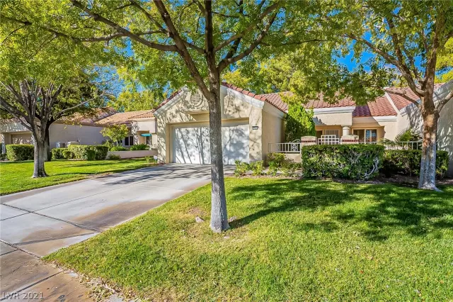 MLS: 2341337 Condo For Sale