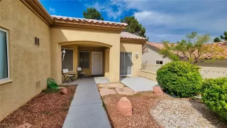 Photo #1: 2341376 Listing 