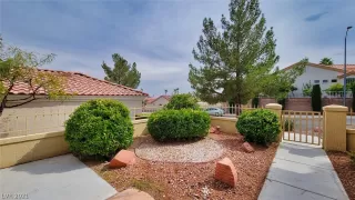 Photo #2: 2341376 Listing 