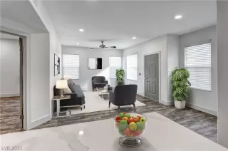 Photo #4: 2341398 Listing 