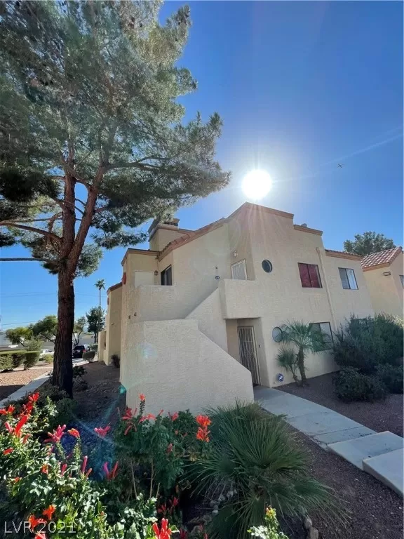 MLS: 2341399 Condo For Sale