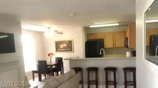 Photo #5: 2341399 Listing