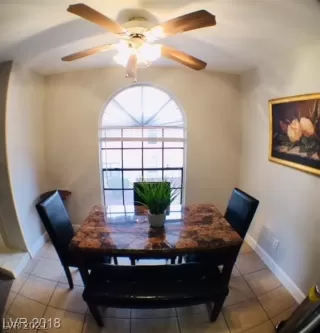 Photo #6: 2341399 Listing