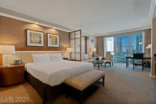 Photo #4: 2341416 Listing