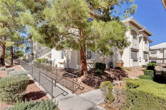 MLS: 2341423 Condo For Sale